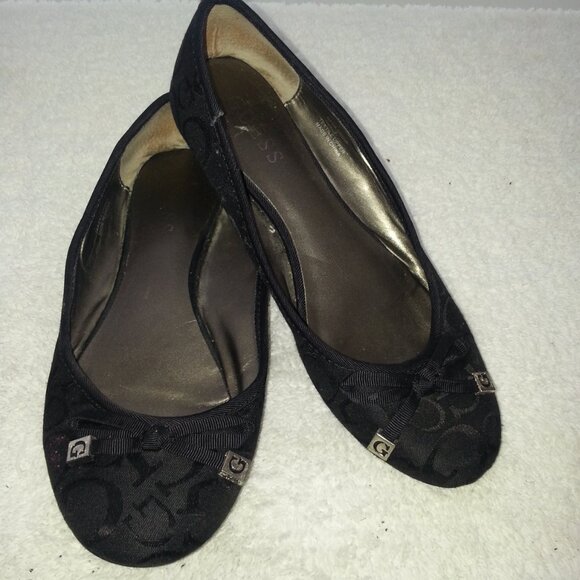 Guess Shoes - Black Guess Ballet Flats With Charm